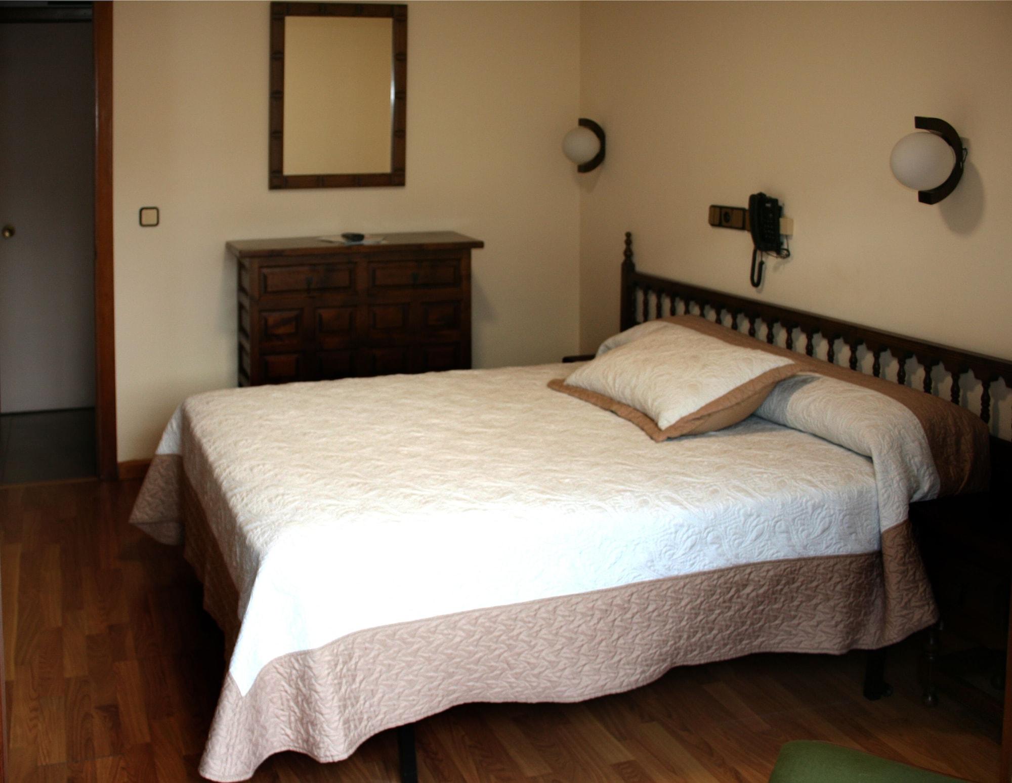 Hotel Virgen De Covadonga Onís Esterno foto