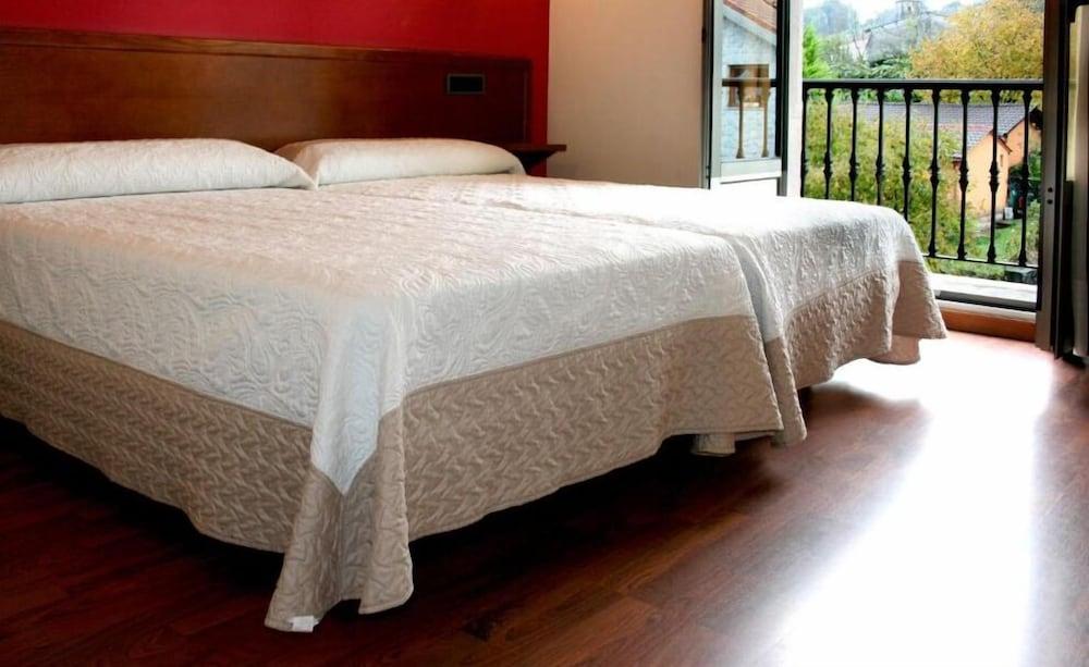 Hotel Virgen De Covadonga Onís Esterno foto